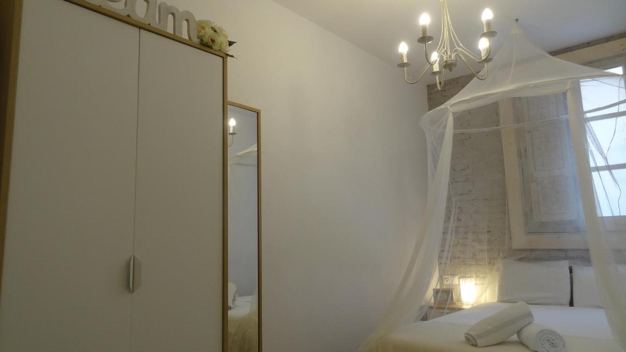 Suites By Eric Olsan Valencia Ngoại thất bức ảnh