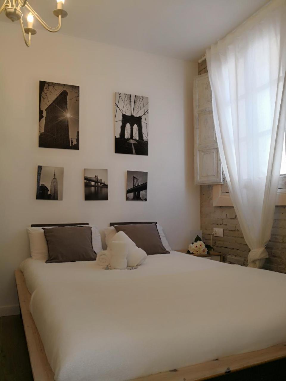 Suites By Eric Olsan Valencia Ngoại thất bức ảnh